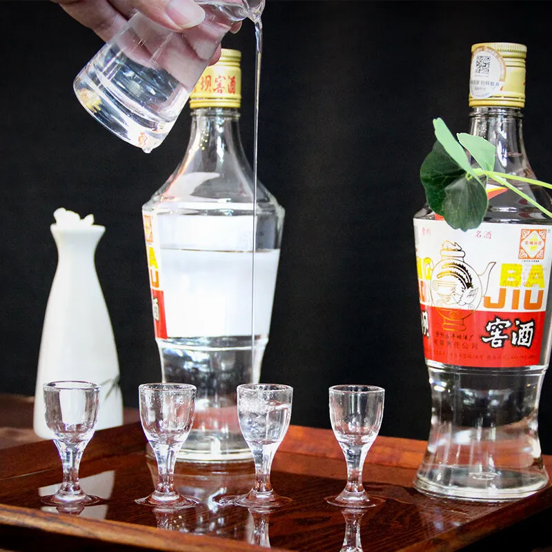 2019年平坝窖酒经典三号，46度兼香型白酒，光瓶简装酒，整箱500ml*6瓶。