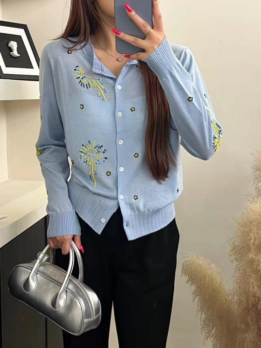 DYJ2026836钉珠羊毛开衫 商品图5