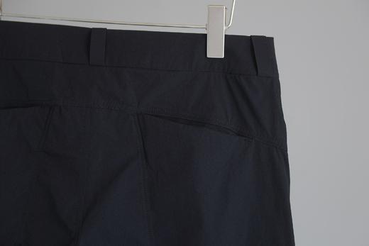 点此购买 始祖鸟CRONIN SHORT 11"夏季透气男子软壳短裤 fc 344608 商品图10