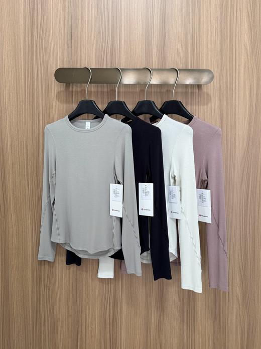 露露  Hold hight📫圆领长袖款 商品图0