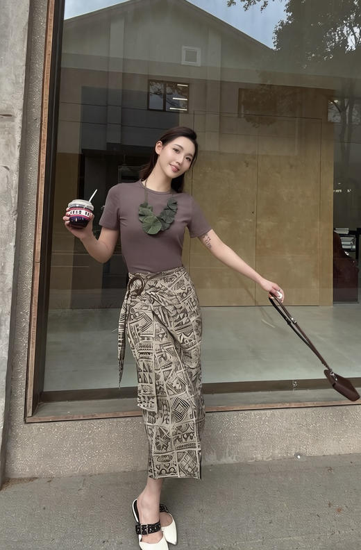 【纸片人】噢蜜ooomeooo圆扣半身裙 商品图1