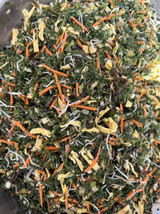 小胖子春卷丨手工包制，满满的馅料，整只虾仁在里面，合菜，荠菜，三鲜。可炸、可煎、可烤。6个/盒⭐️顺丰空运 商品图4