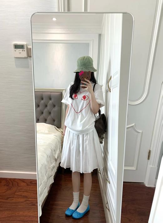 <曾小咸推荐>4.10新品上新 260G纯棉川久刺绣爱心T恤  日常109！！ 活动价79！！【预售3-15天内发货】 商品图7