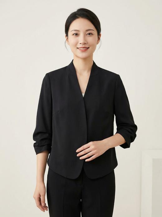 SC2A51_凝脂色/漆黑色_上衣外套_春夏_V领无领七分袖收腰修身垂感小西装_高级女装_BERNIEELEN 伯妮斯茵 商品图1