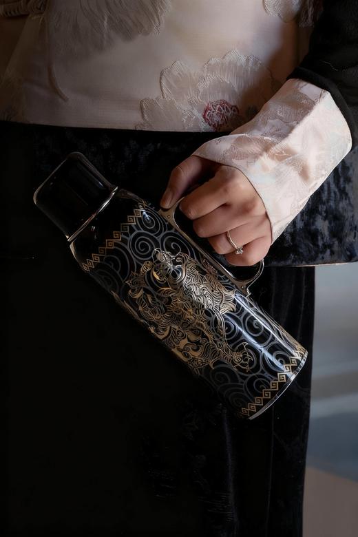 可赛斯不锈钢保温杯 智能测温长效保温 养生泡茶喝水焖烧杯 大容量620ml  防漏耐摔 高颜值便携 通勤送礼专用| 百里居 商品图9