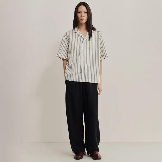 A Kind of Guise SAMATA SHIRT 意大利制棉亚麻混纺宽松剪裁衬衫 商品图1