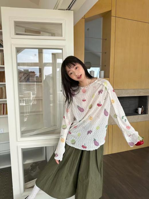 nothe Case布然/NC261621/ 「水果竹笺」蔬菜印花 透气夏日趣味宽松卷边长袖T恤 商品图0