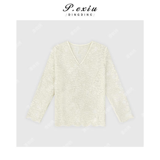 04-3潘依绣丁丁宠粉【椰蓉布丁】温柔风勾花刺绣花边V领长袖上衣 W-63297 商品图1