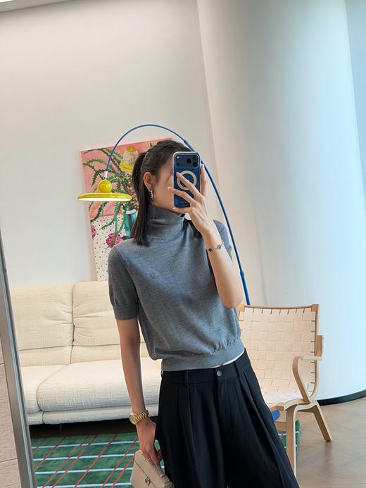 古驰 最新款灰色高领针织短袖 商品图3