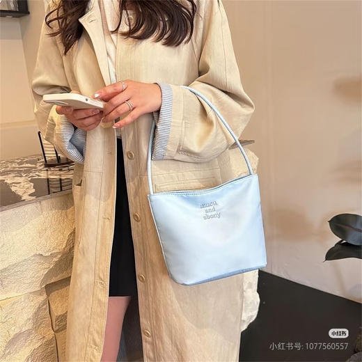 韩国正品彩色尼龙托特包041001 商品图2