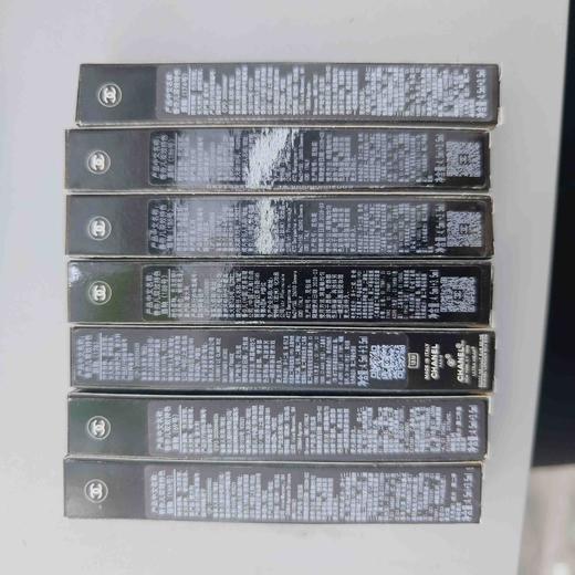 香奈儿双效特色唇釉4.5ml+3.5ml 商品图2