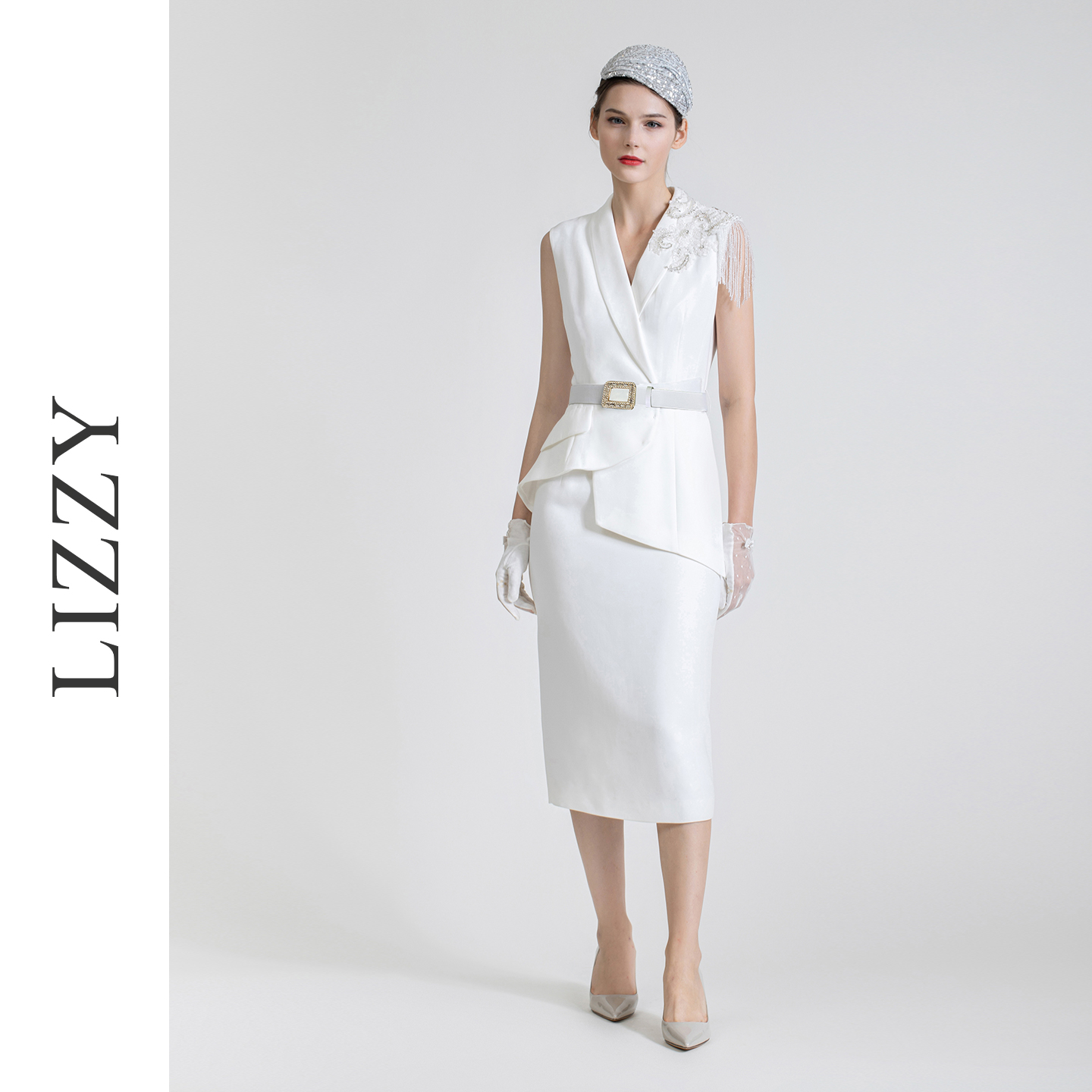 LIZZY 西装领钉珠流苏假二件式连衣裙7434