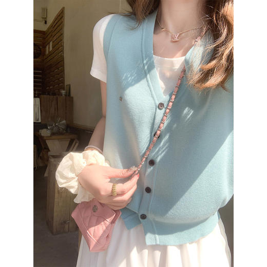 <曾小咸推荐>4.12现货秒杀 ！微信超特价！韩系2色v领针织马甲背心 日常159.99 立减100 秒杀59.99！！ 商品图3