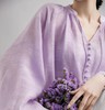 被问爆的温柔紫!!【LONGNVFAIR亚麻V领飘带花苞袖衬衫】这件花苞袖衬衫把春天穿在身上，微透亚麻料太绝了!! 商品缩略图3