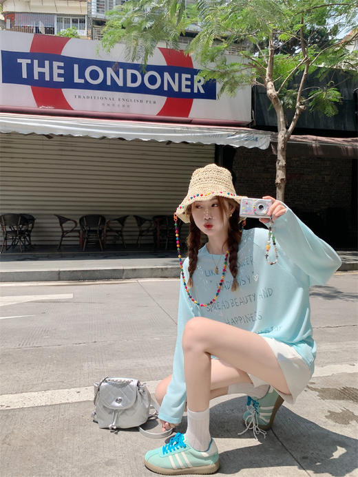 <曾小咸推荐>宽松多巴胺蓝色防晒罩衫长袖T恤【预售3-15天发货】 商品图8