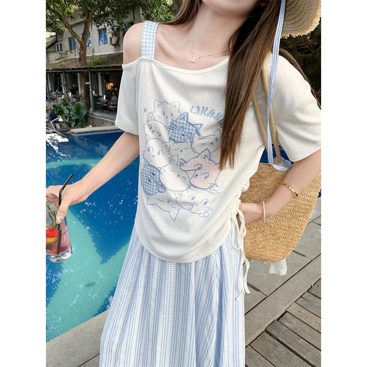 <曾小咸推荐>4.13现货秒杀 ！微信超特价！韩系斜肩刺绣小猫短袖 日常139.99 立减80 秒杀59.99！！ 商品图1