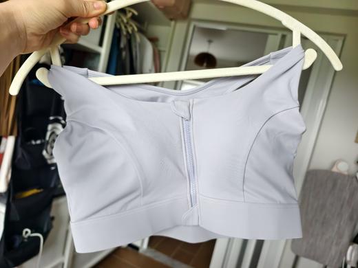 【运动必备】【一秒穿脱，稳固减震】春夏新款女高强度运动内衣前拉链跑步防震健身瑜伽服上衣背心外穿一体式固定杯运动内衣 商品图7