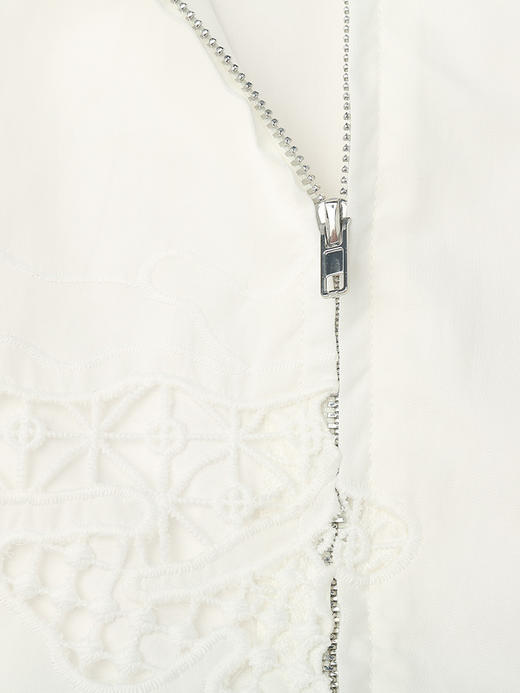 松弛感拉满！白色镂空刺绣翻领拉链衬衫 夏季宽松显瘦中袖棉麻开衫 商品图3