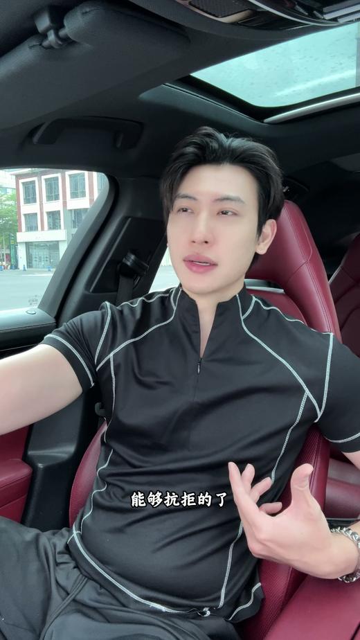 26027SDSA男装2026新款轻奢小众设计缝线半拉链立领短袖T恤百搭上衣 商品图0