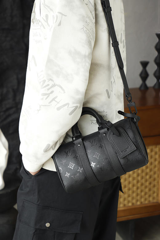 驴家   KEEPALL 25-35手袋 手提斜挎包两个尺寸可选 商品图4