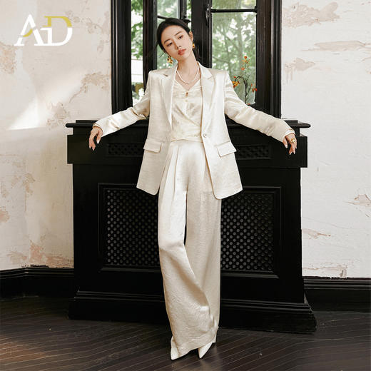 AD新中式国风西装套装女春2026新款轻奢高级感巨好看的穿搭一整套 商品图1