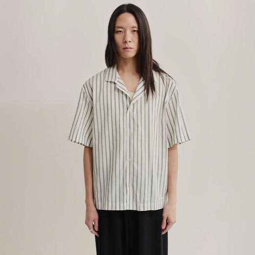 A Kind of Guise SAMATA SHIRT 意大利制棉亚麻混纺宽松剪裁衬衫 商品图0