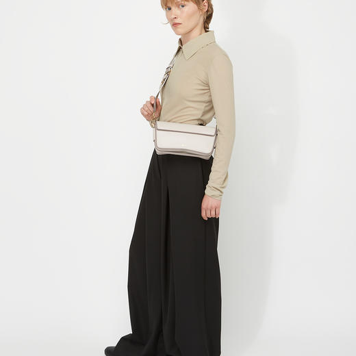 194891386623 爱步ECCO 真皮轻奢上班通勤单肩包方包9107778  （约23*5*11cm） 商品图1