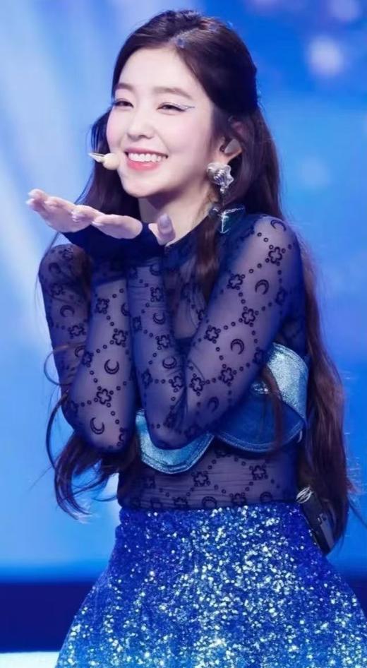 女款微透网纱长袖上衣la 商品图2