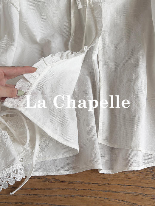 专柜实拍【温柔老钱感！】拉夏贝尔/La Chapelle法式镂空花边暗扣系带设计全棉长袖衬衫韩系小众上衣女 商品图12