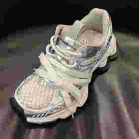 LFGJ凌介 20401设计师款老爹鞋