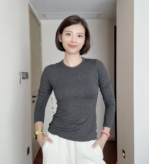 越南产正品Lu家Hold Tight 女士修身圆领长袖衫041001 商品图3