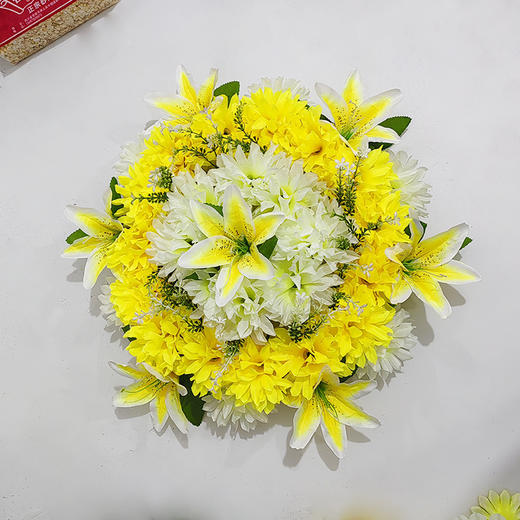 黄百合花圈清明仿真花假花祭祀殡葬陵园扫墓摆放现货祭祀用品批发 商品图0