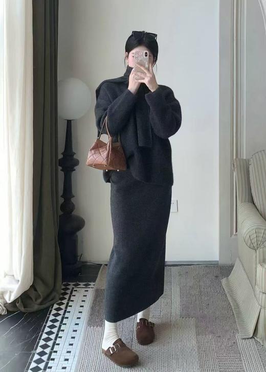 【门店同款】ENJOY冬季软糯针织长半裙 168343285 商品图0