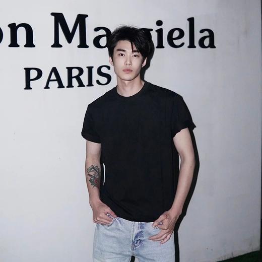 【任选3件89元，单件不发货】伊泺杉虎头刺绣男士速干T恤【3-5天发货】 商品图4