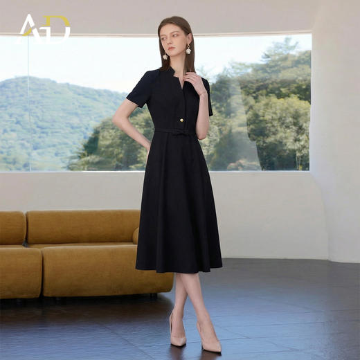 AD正式场合西装连衣裙女夏2026新款高级感职业装高知得体穿搭裙子 商品图2