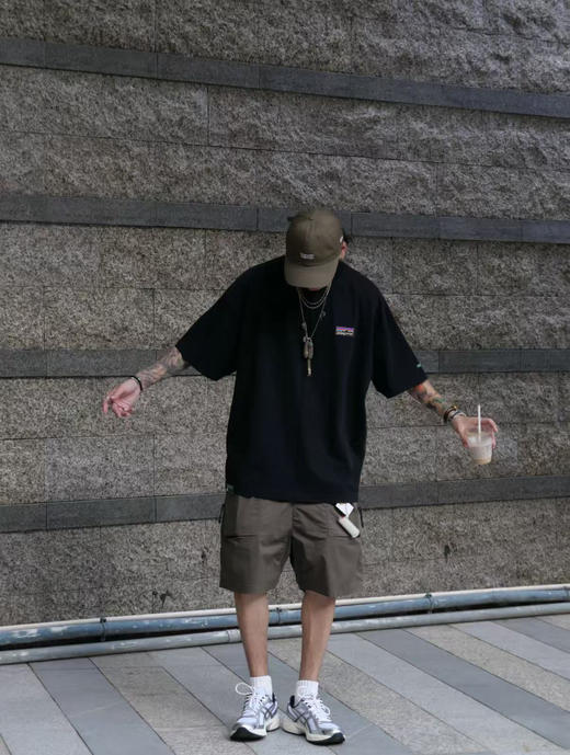 外贸大厂订单余！ 巴塔基础款短袖T恤情侣款！ 商品图1