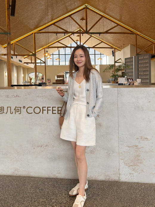 2604215    麻棉 亮丝 宽松短裤 商品图1