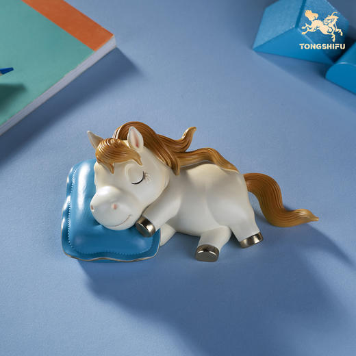 铜师傅《梦圆》创意可爱马摆件 治愈系桌面装饰品 工位解压礼品 商品图0