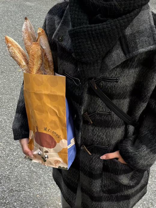 【门店同款】ENJOY冬季黑格牛角扣长款大衣 167449168 商品图1