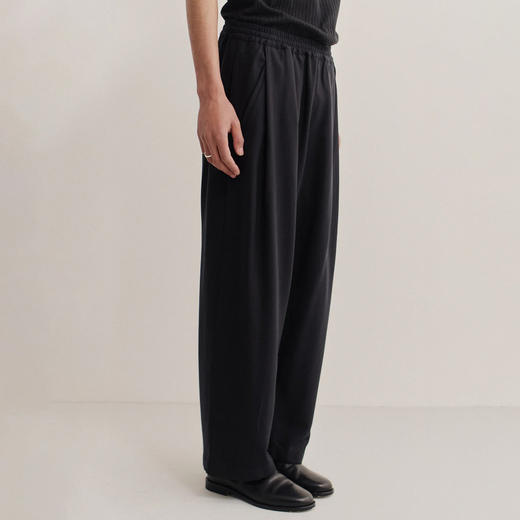 A Kind of Guise WIDE TROUSERS 意大利制厚天丝面料宽松阔腿裤 商品图1