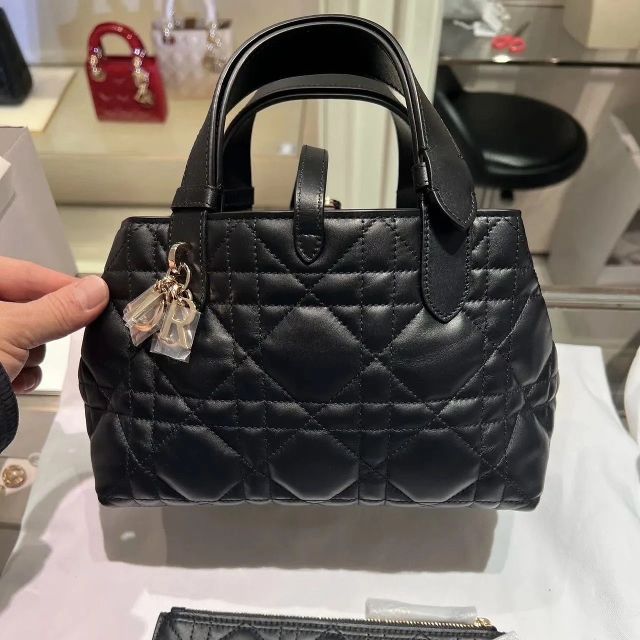 重磅渠道   Toujours中号    藤格纹手提包 多功能包 单肩包 托特购物袋