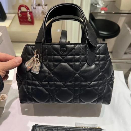 重磅渠道   Toujours中号    藤格纹手提包 多功能包 单肩包 托特购物袋 商品图0