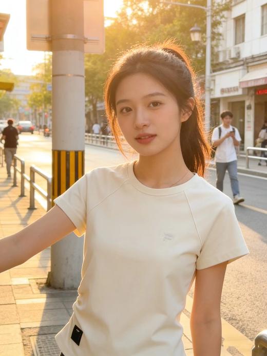 F041060春季休闲日常百搭透气圆领T恤女子针织短袖衫 商品图5