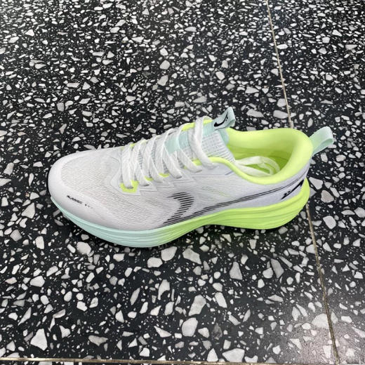 XY/男鞋跑步鞋网面透气防滑运动休闲鞋P252013 商品图2