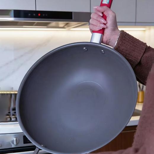 鑫义祥章丘铁锅/钛炒锅  |   C*TV推荐+《舌尖》背书,底厚边薄，储热稳、导热快、颠勺轻便，在家也能炒出饭店里的锅气！ 商品图6