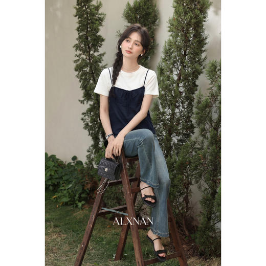 鹿向南「晴屿絮茉」纯色真两件圆领T恤正肩短袖女夏短款法式上衣 商品图0