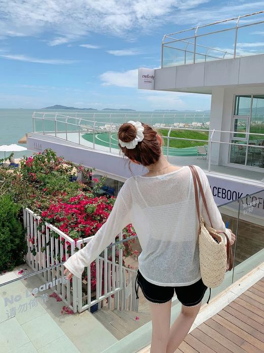 <曾小咸推荐>4.13现货秒杀 ！微信超特价！韩系薄款防晒罩衫+条纹吊带两件套 日常129.99 立减70 秒杀59.99！！抽绳牛仔短裤秒杀79.99！！ 商品图7