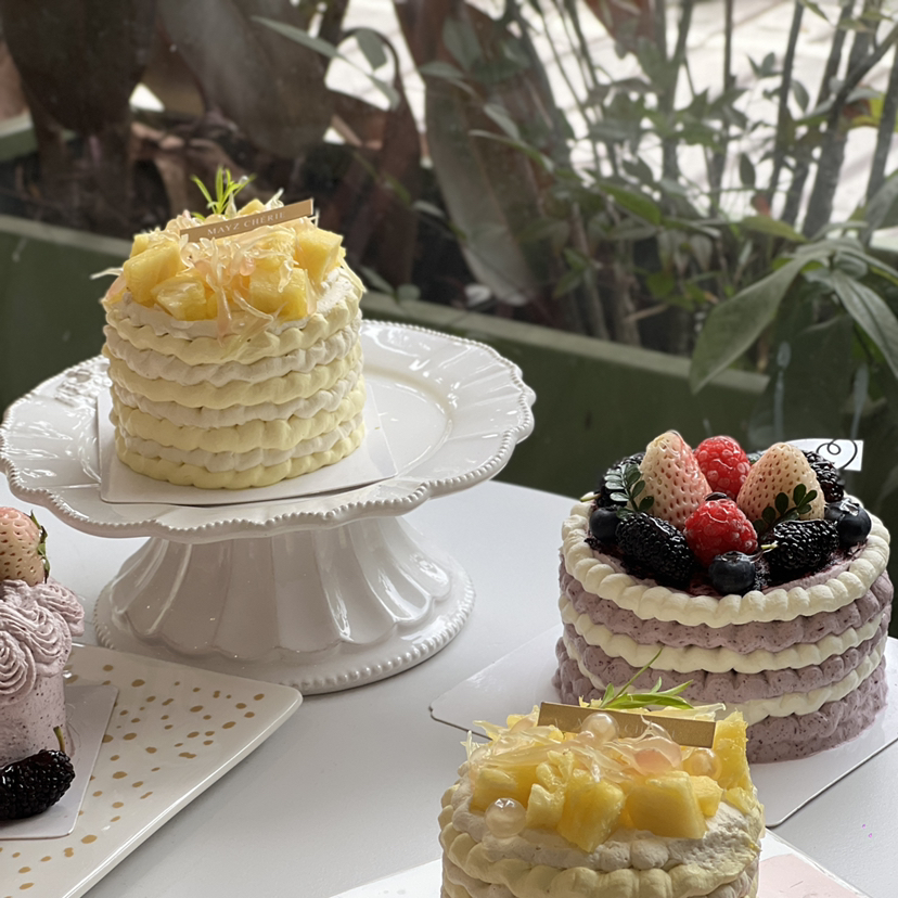 栀香凤梨（三寸）