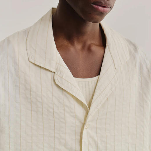 A Kind of Guise SAMATA SHIRT 意大利制棉亚麻混纺宽松剪裁衬衫 商品图3