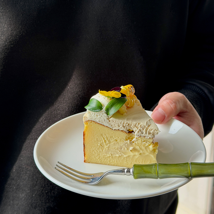 LITTLE WITCH味增奶油玉米巴斯克切块